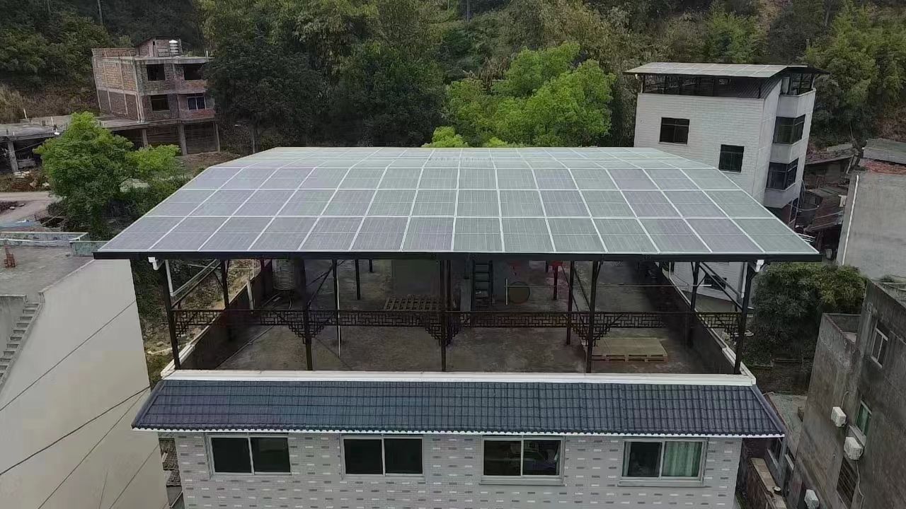 安达15kw+10kwh自建别墅家庭光伏储能系统